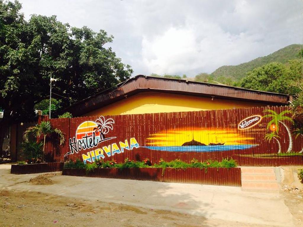 Hostel Nirvana Taganga Exteriör bild