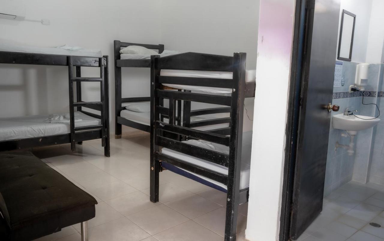 Hostel Nirvana Taganga Exteriör bild