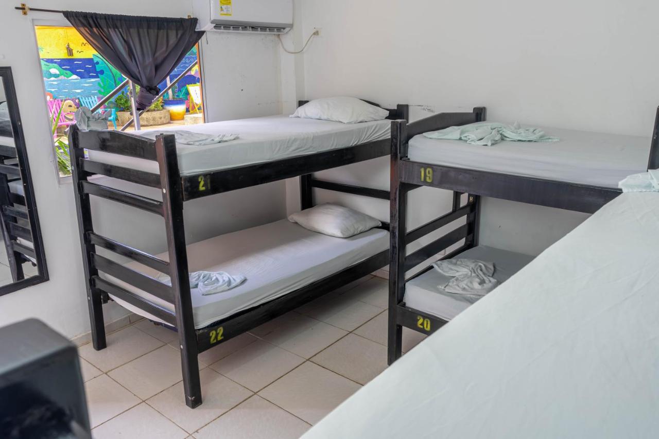 Hostel Nirvana Taganga Exteriör bild